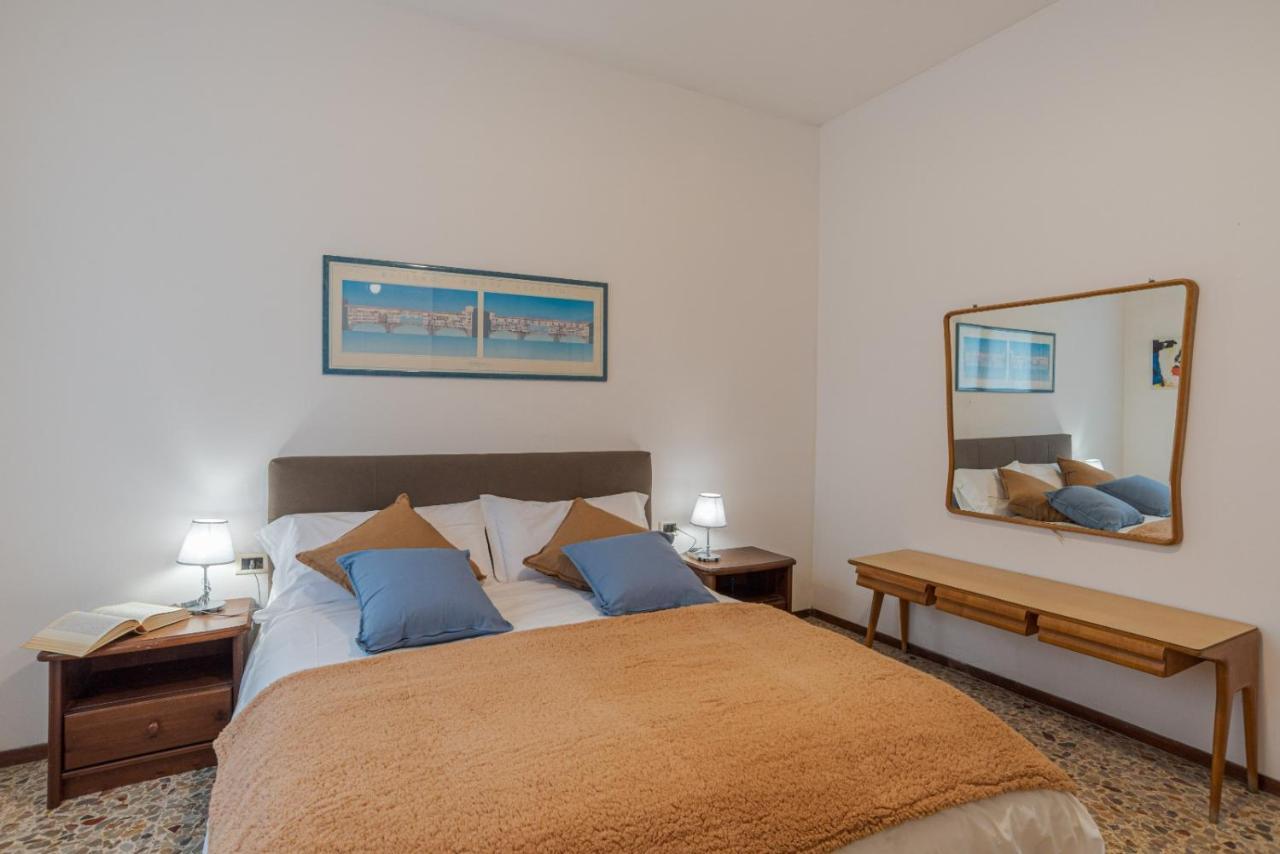 Lovely & Quiet Apartment - With Balcony & Parking كومو المظهر الخارجي الصورة